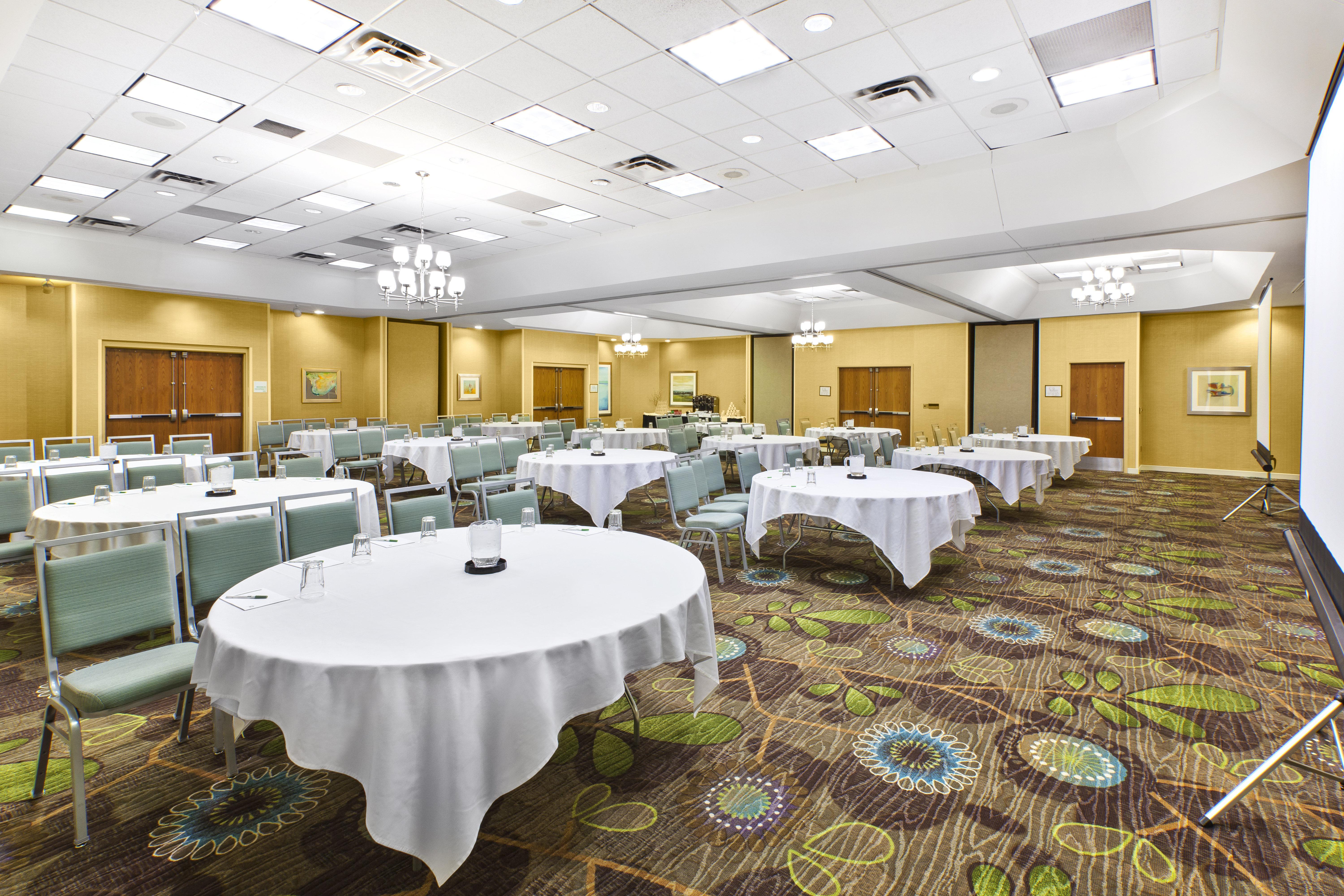 Holiday Inn & Suites Bolingbrook, An Ihg Hotel Exterior photo