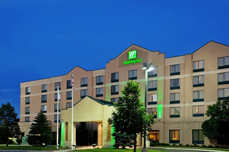 Holiday Inn & Suites Bolingbrook, An Ihg Hotel Exterior photo